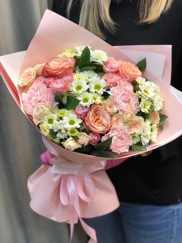 Букет цветов из: Гвоздики, Розы и Хризантемы в Красноборске