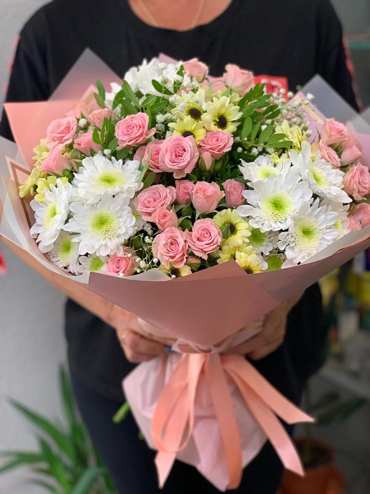 Букет цветов из: Розы и Хризантемы в Красноборске