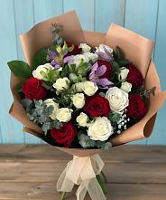Букет цветов из:  Розы и Альстромерии в Красноборске
