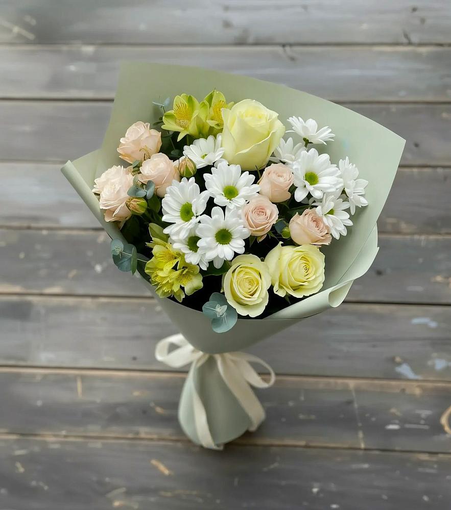 Букет цветов из: Альстромерии, Розы и Хризантемы в Красноборске