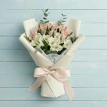 Букет цветов из:  Альстромерии в Красноборске
