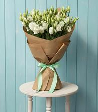 Букет цветов из:  Лизиантусы в Красноборске