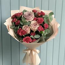 Букет цветов из:  Гвоздики и Розы в Красноборске