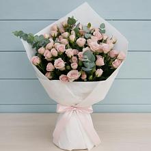 Букет цветов из:  Розы в Красноборске