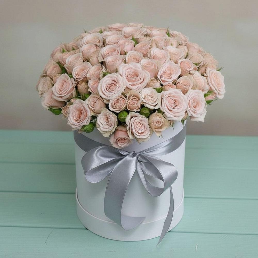 Цветочная композиция из Розы в шляпной коробке в Красноборске